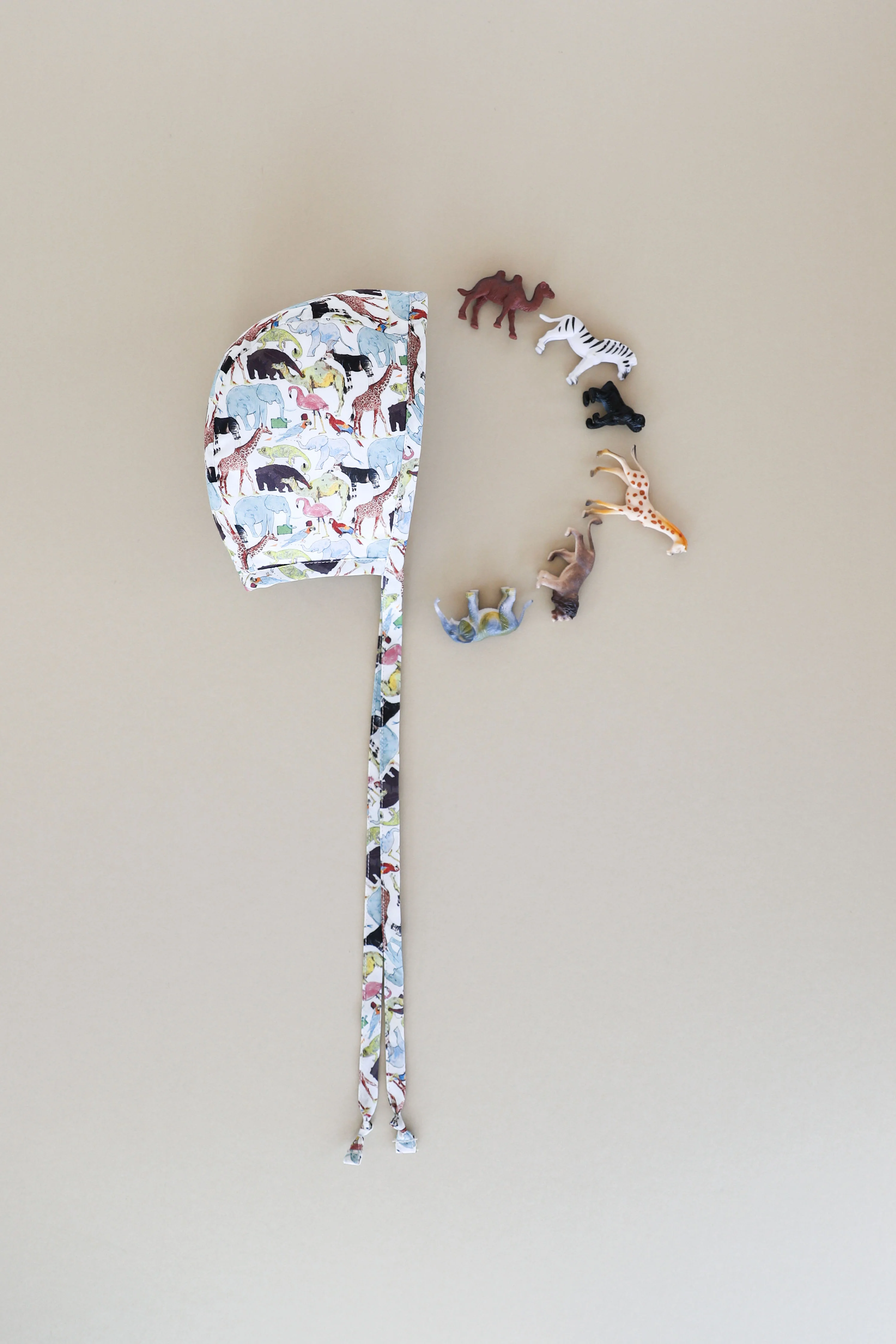Queue for the Zoo Bonnet Silk-Lined Made with Liberty® Fabric - Image 5